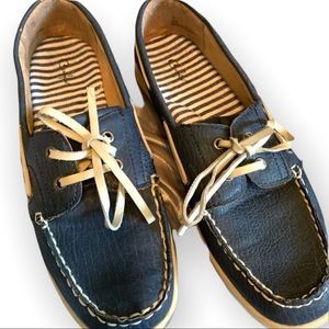 BOAT SHOES